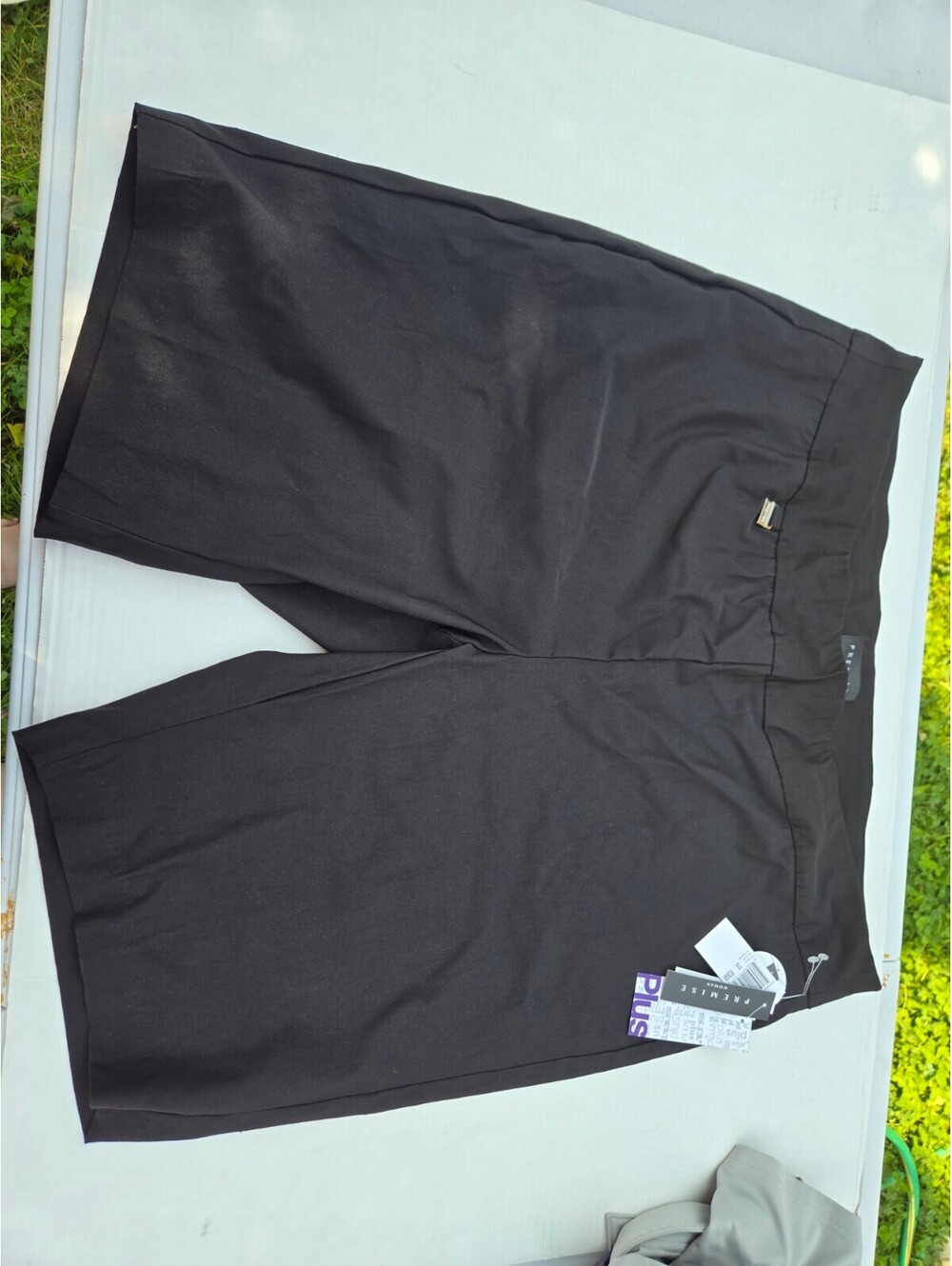 NEW Premise Woman Plus Size 3X Black Women's Shorts